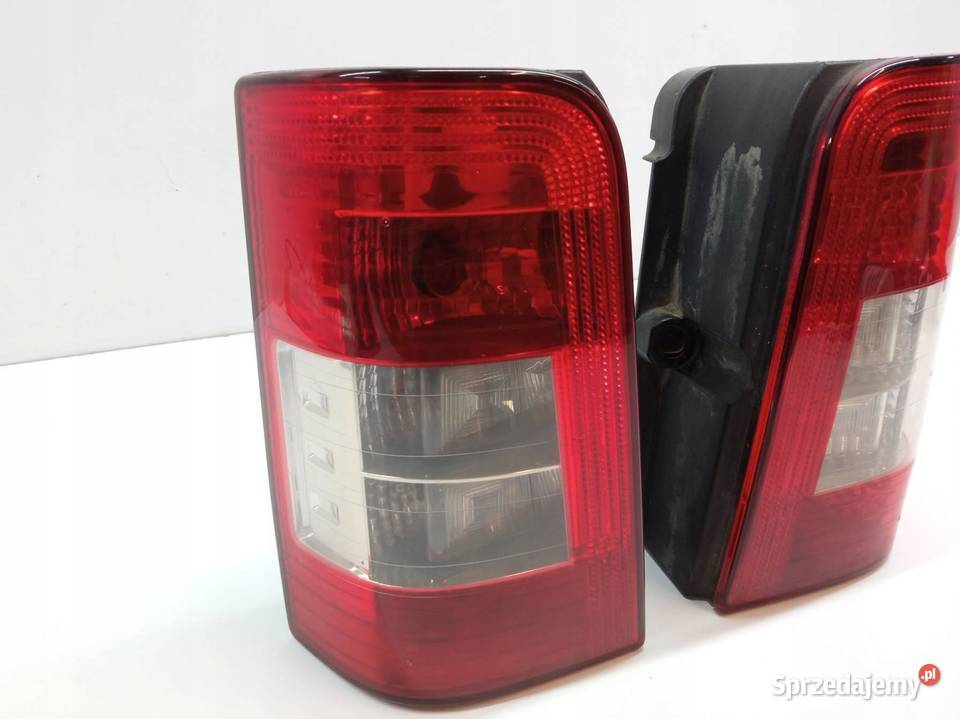 LAMPA TYŁ KOMPLET LIFT EU PARTNER I SKRZYDEŁKO osobowe