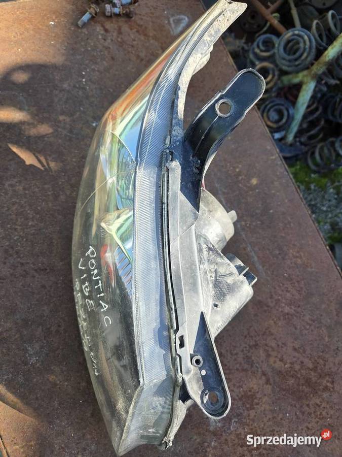 Lampa przednia prawa Pontiac Vibe Łagów sprzedam