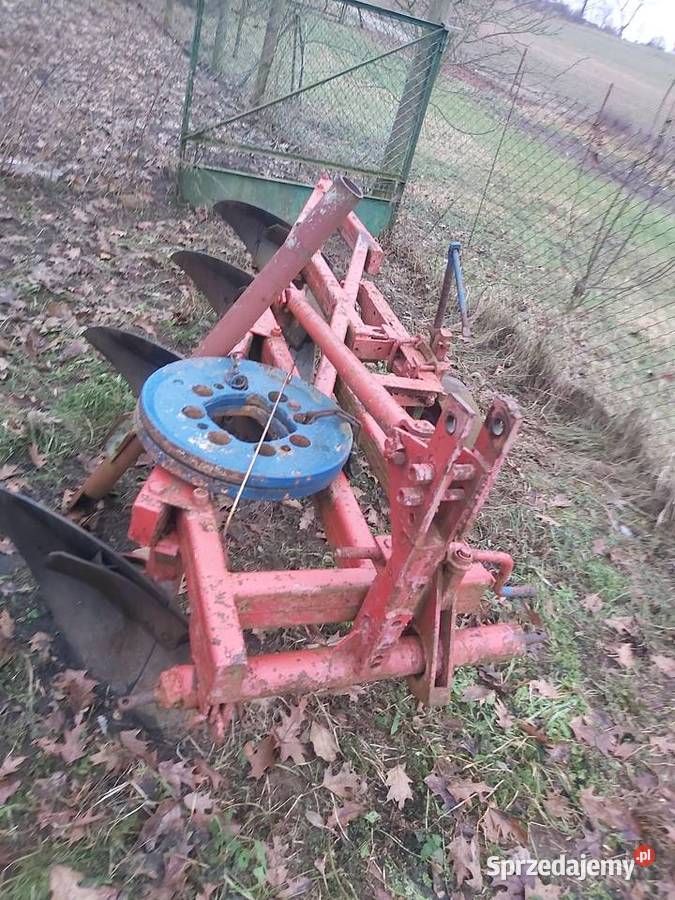 Pług 4skibowy Unia nieuszkodzony Mąkowarsko sprzedam