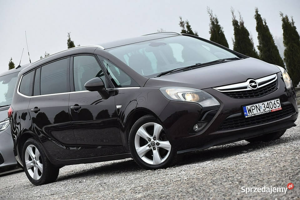 Opel Zafira 14t 140 Navi Alu Gwarancja C 2011 Nowe Kucice