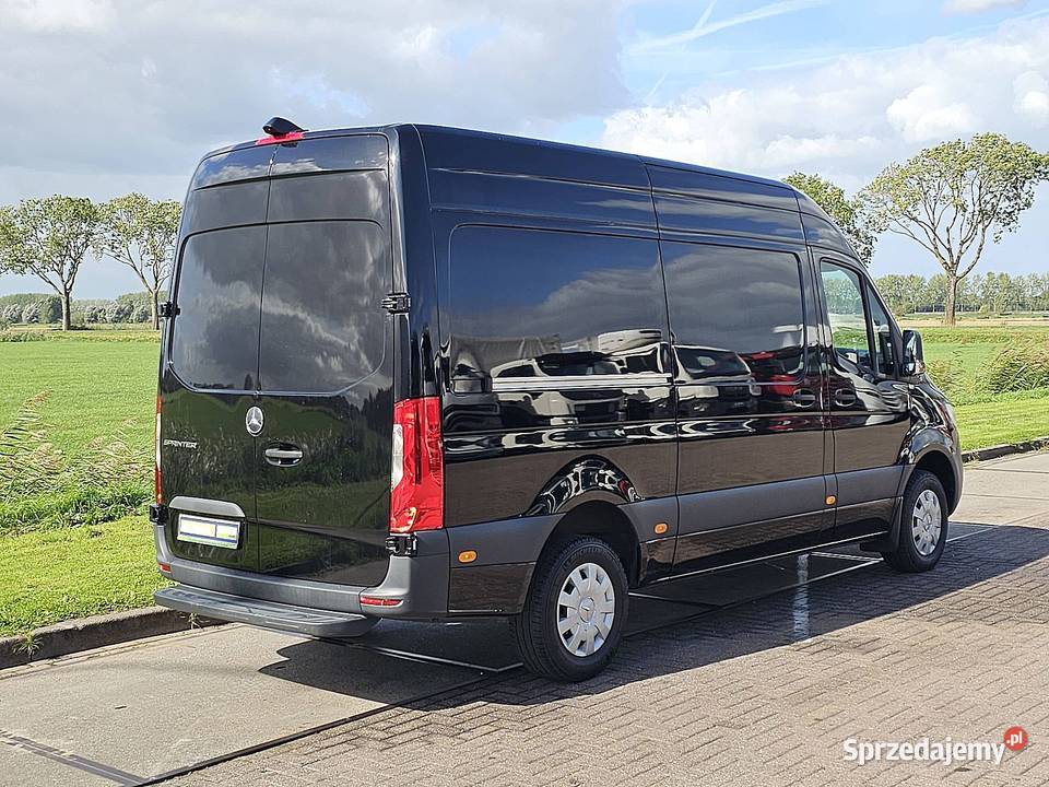 MercedesBenz SPRINTER 317 L2H2 RWD Mbux AC pomorskie