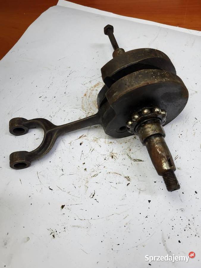 WAŁ KORBOWY PUCH TRIUMPH DWA TŁOKI Wały korbowe śląskie Rybnik