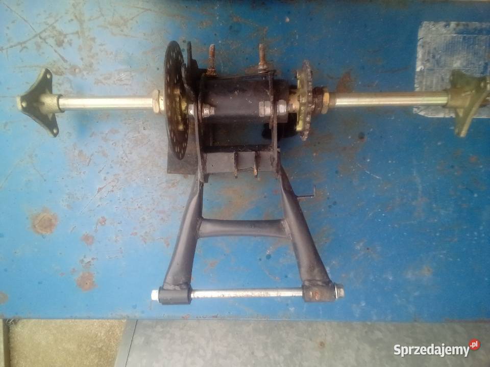 Tylna oś z wahaczem quad 125 Bączałka