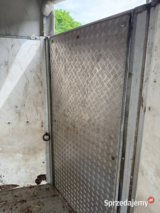 Przyczepa do przewozu zwierząt małopolskie Skawa sprzedam