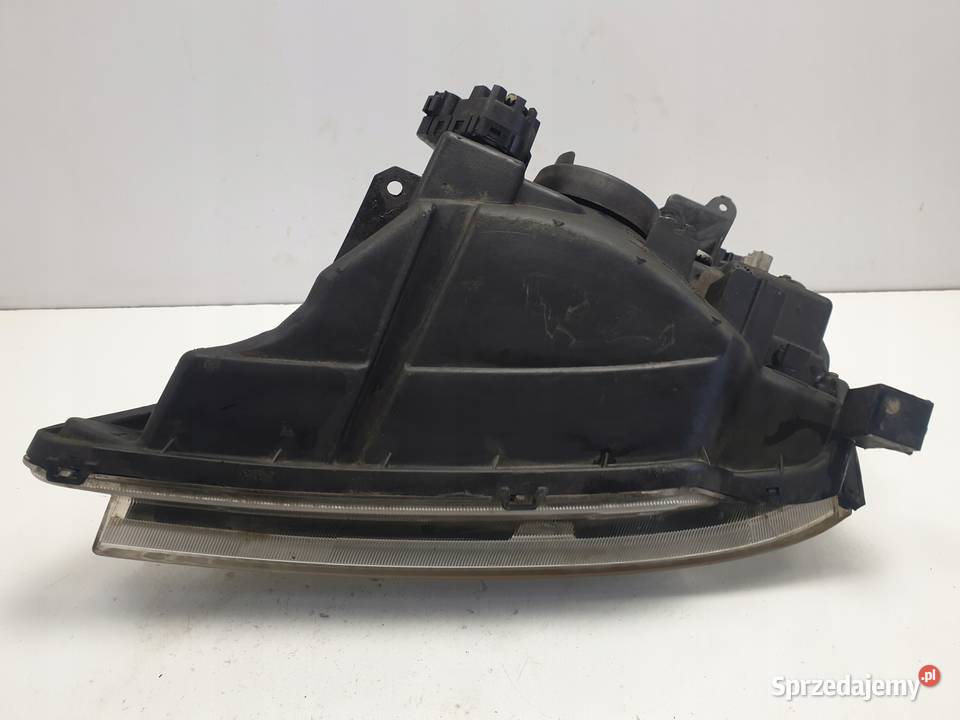 LAMPA PRAWA Suzuki Liana PRZEDNIA przód EUROPA lubelskie