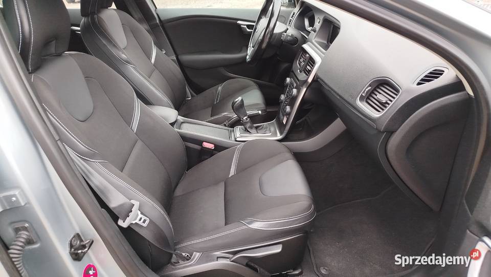 Volvo V40 16 D2 114 Ładny Kolor Zadbany Bytów