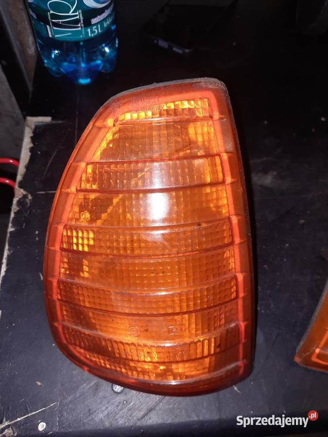 Kierunkowskaz mercedes w 123 osobowe łódzkie Ozorków