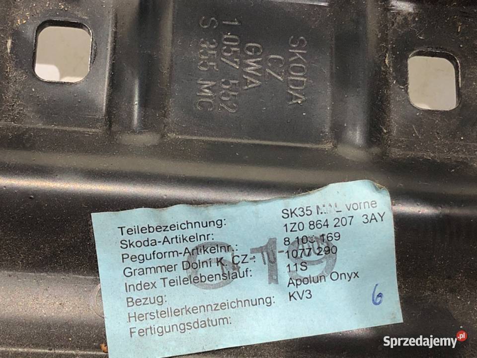 PODŁOKIETNIK SKODA OCTAVIA II Hatchback 0413 osobowe