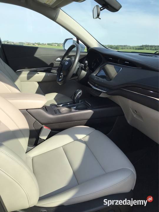 Cadillac XT4 2019r 73000 20 Turbo FWD Luxury 237 benzyna Skarżysko-Kamienna