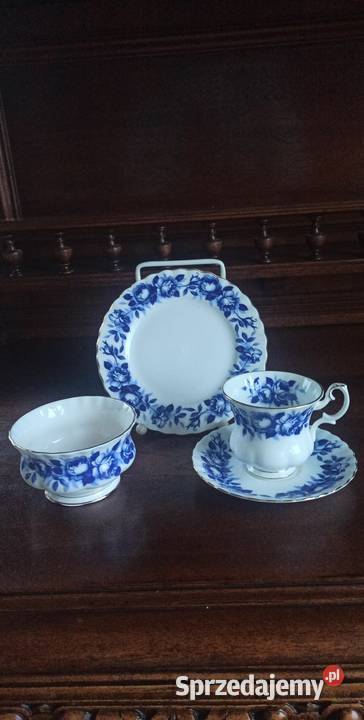 Talerzyk deserowy Aristocrat Royal Albert Gdańsk