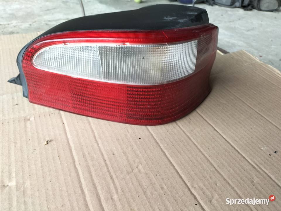 SAXO LAMPA TYŁ TYLNA PRAWA Części Kamień-Kolonia sprzedam