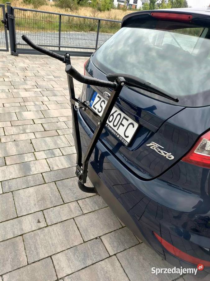 Ford Fiesta z trzymakiem na rower sprowadzony