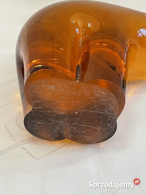 Szklana figurka niedźwiedzia polarnego w stylu Kraków