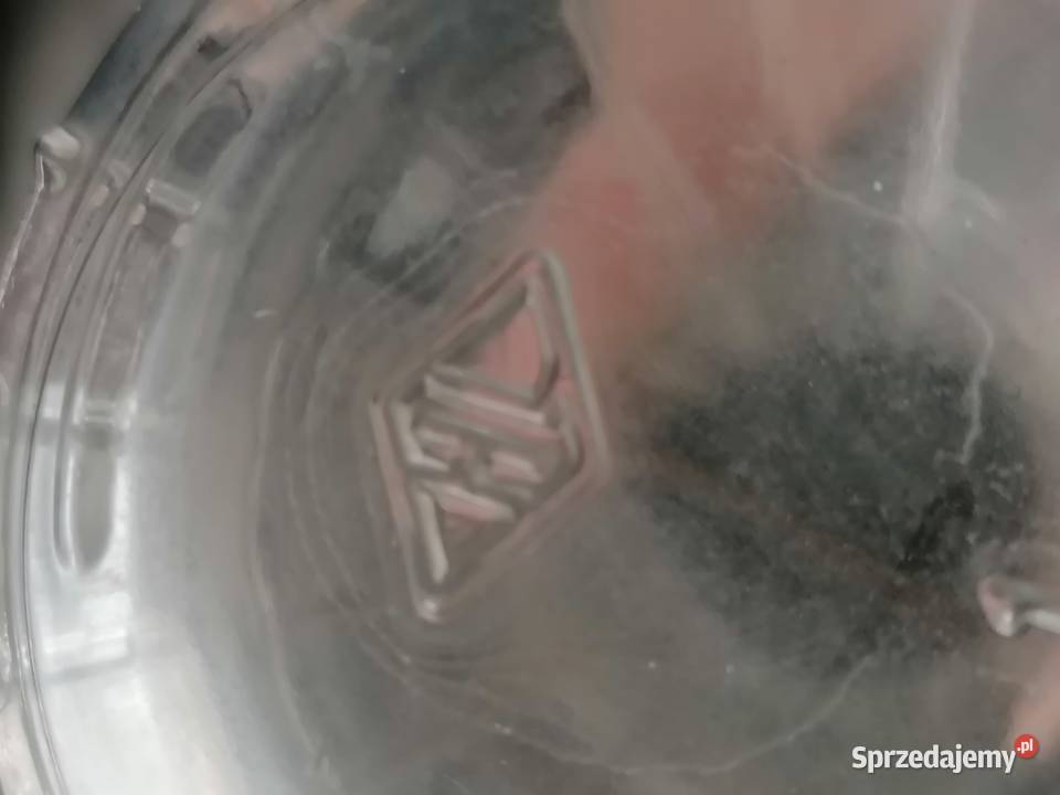 Mały szklany wazonik z lat 7080 Kraków