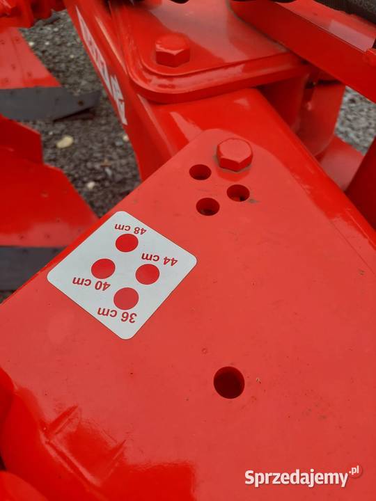 Pług obrotowy 180 31 AKPIL Olesno sprzedam
