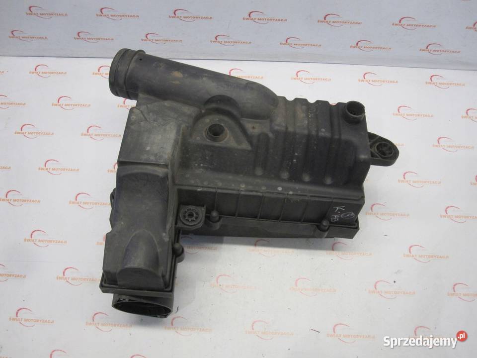 AUDI A3 SPORTBACK 8PA 10r obudowa filtra Kielce sprzedam