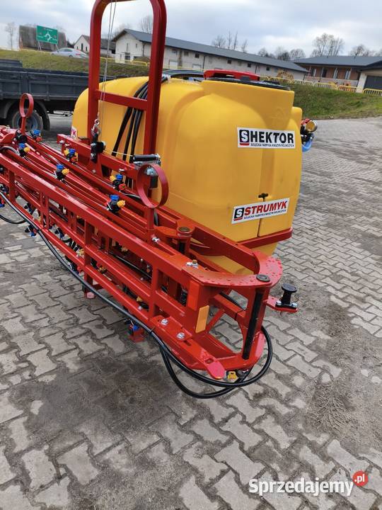 OPRYSKIWACZ ZAWIESZANY FIRMY STRUMYK Zawieszane Prudnik