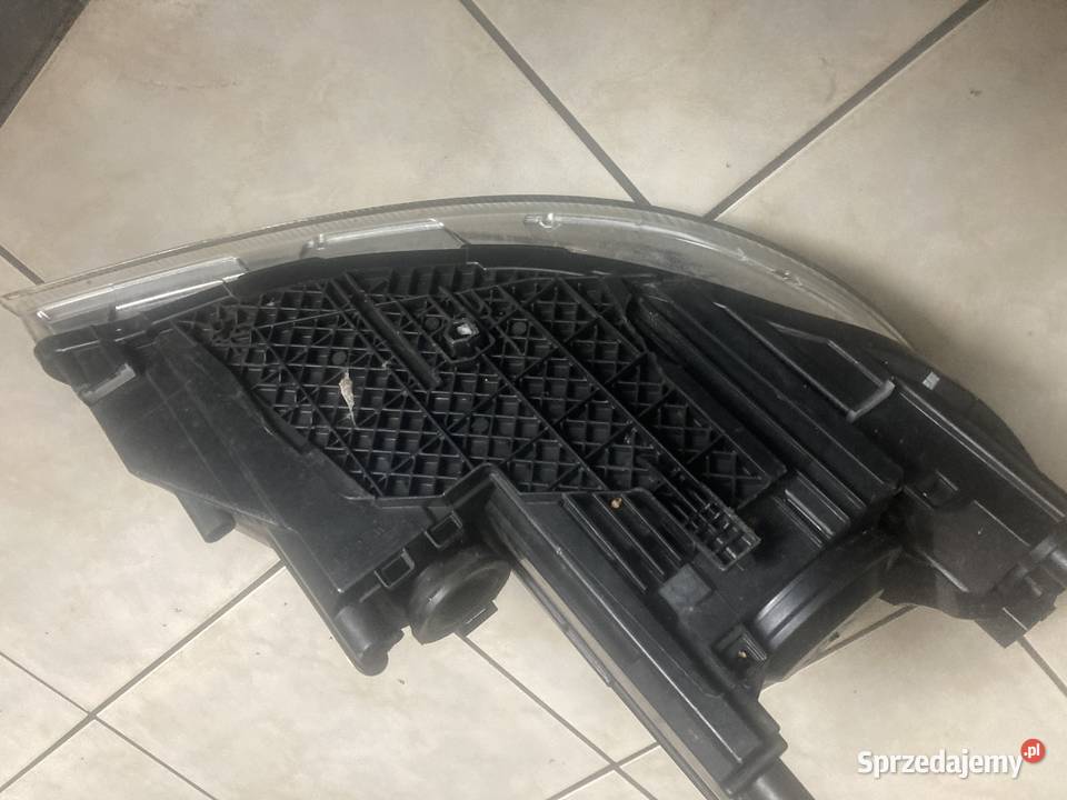 lewa lampa skoda octavia 2 lift osobowe Rakoniewice
