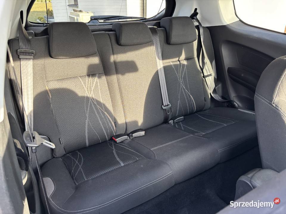 Peugeot 208 16 EHDI Siennica Nadolna sprzedam