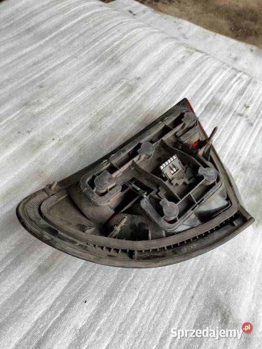 LAMPA TYŁ TYLNA PRAWA Opel Tigra Oświetlenie lubelskie Kamień-Kolonia sprzedam