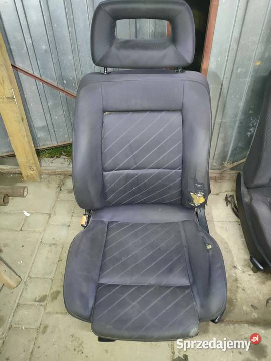 Fotele półkubelki grzane do audi 80 b4 avant Fotele i kanapy Zagórz