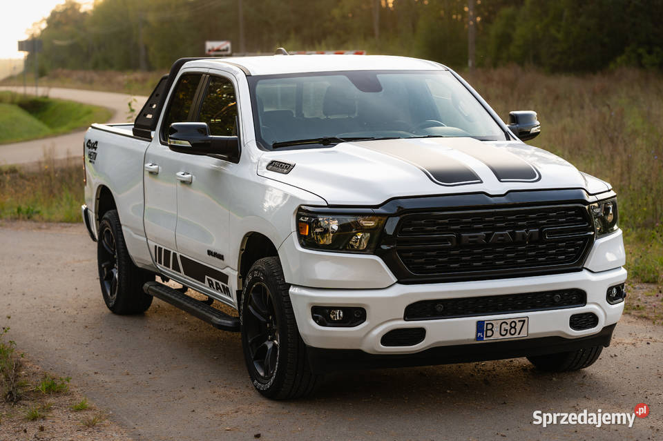 RAM 1500 57 HEMI 4X4 MAŁY PRZEBIEG LPG Zarejestrowany w Polsce Łapy