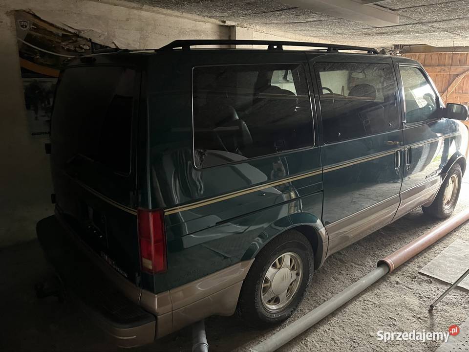 GMC Safari 4X4 Niemieckie dokumenty zielony Szczecin