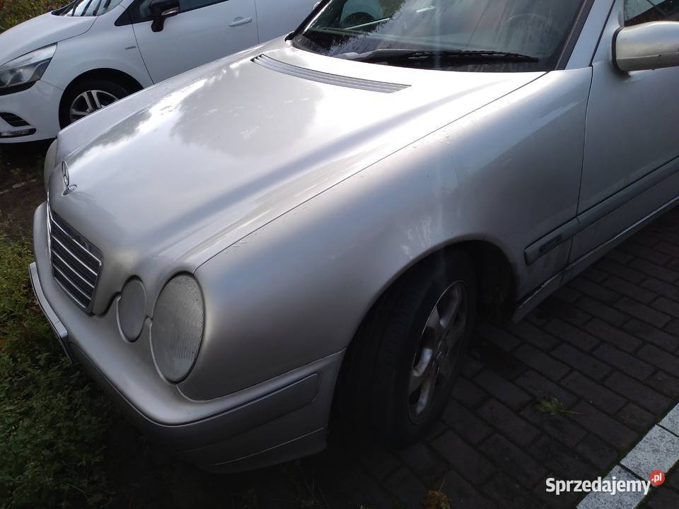 Mercedes w210 CDI200 2001 sedan Chroboty sprzedam