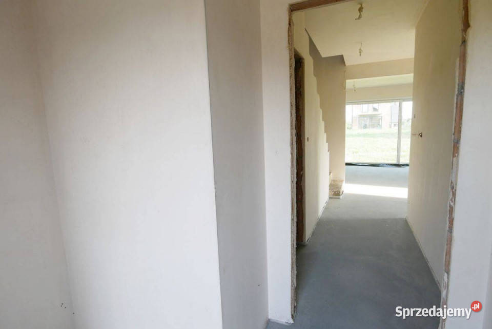 Szarów dom wolnostojący garaż ogródek Sprzedaż sprzedam