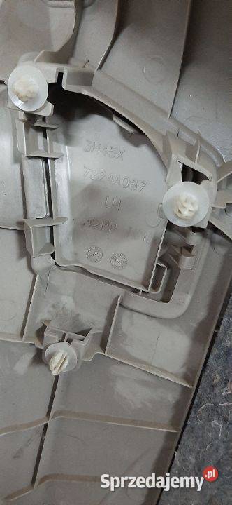 130S Tapicerka osłona klapy bagażnika Mitsubishi sprzedam