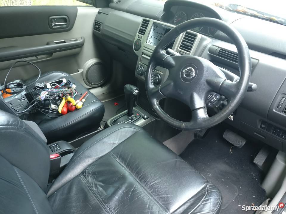 Nissan XTRAIL T30 2004 25 anglik na części sprzedam
