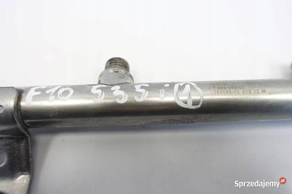 BMW F10 535 30 i LISTWA WTRYSKOWA 7628049 Janów