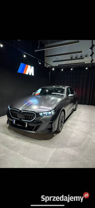 auto do ślubu BMW G60 2025 r matowy kolor Sieradz