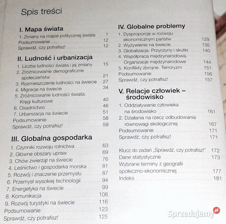 Oblicza geografii Podręcznik R Uliszak K Chełm