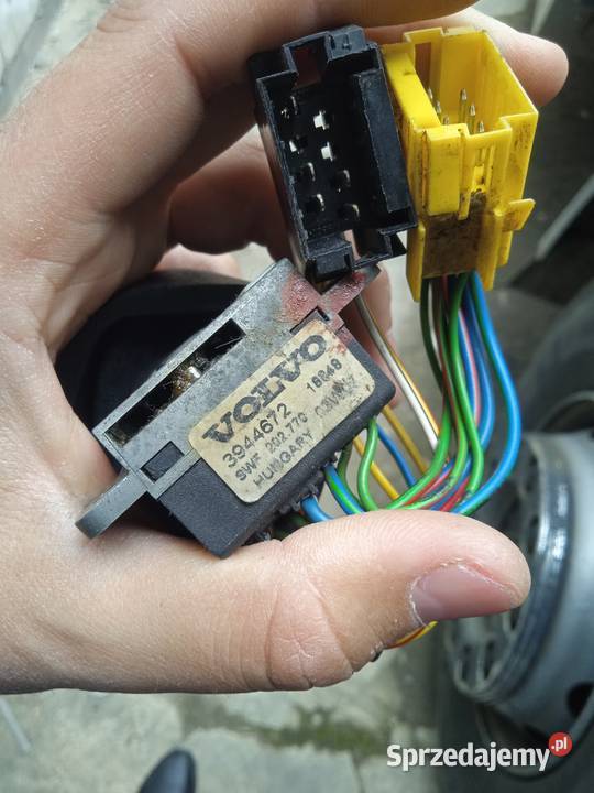 Włącznik wycieraczek Volvo FL6 plus komputr Tomaszów Lubelski sprzedam