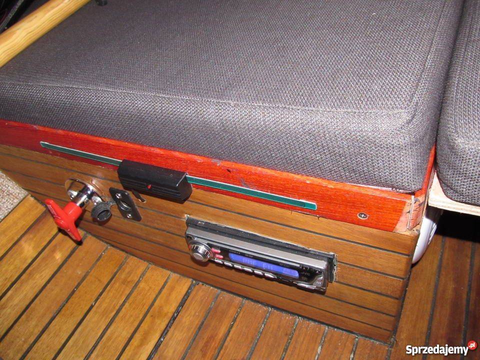 Łódź KORMORAN SUPER WYPOSAŻENIE Iława