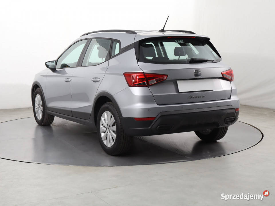 Seat Arona 10 TSI asystent pasa ruchu Katowice