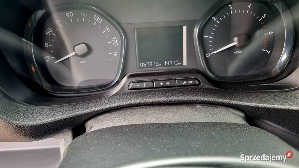 Opel Vivaro Pisemna Gwarancja 12 miesięcy niski wspomaganie kierownicy Konin