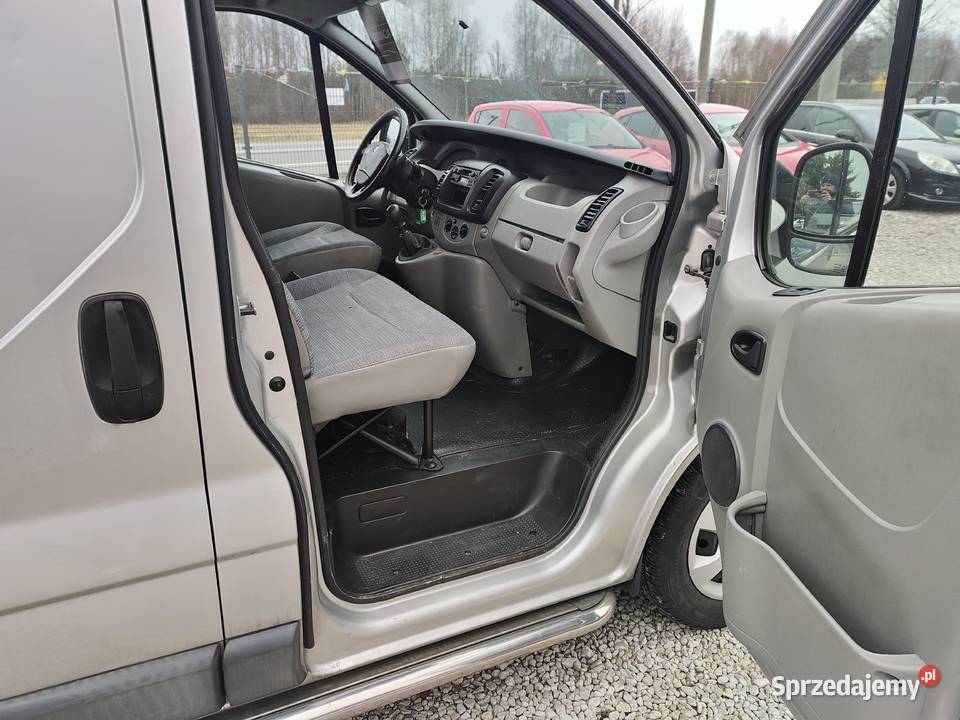 Renault Trafic 2010 r diesel Smyków