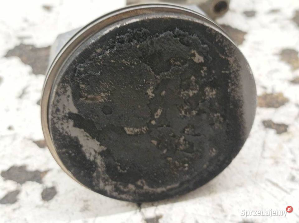 TŁOK KORBOWÓD 79L68 16 16V Opel Astra III