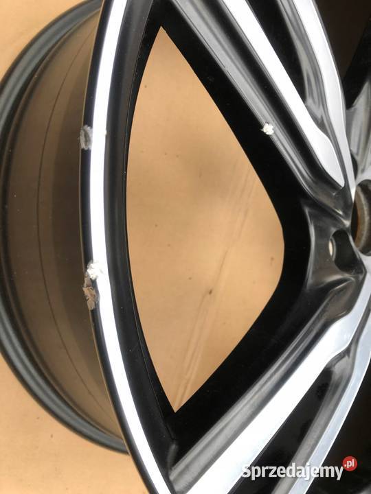 VOLVO FELGA ORYGINAŁ 85X20 ET475 Opony i felgi lubuskie Gorzów Wielkopolski