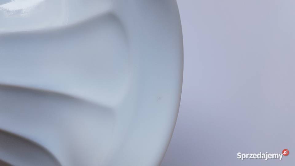 Szklana patera owocarka lattimo z falbanką Dąbrowa Górnicza
