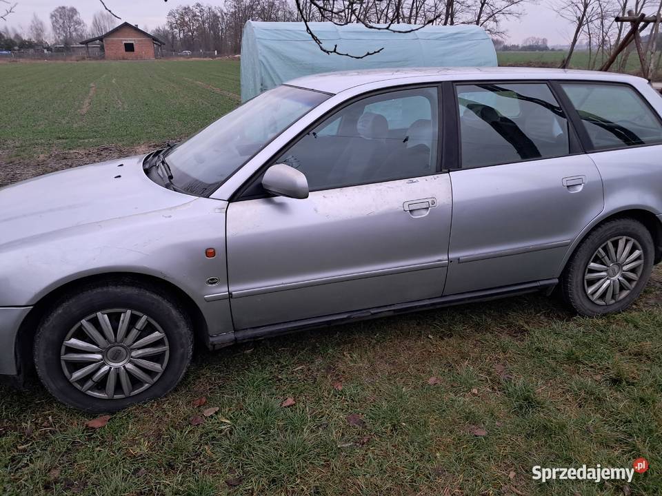Auto A4 Dybów