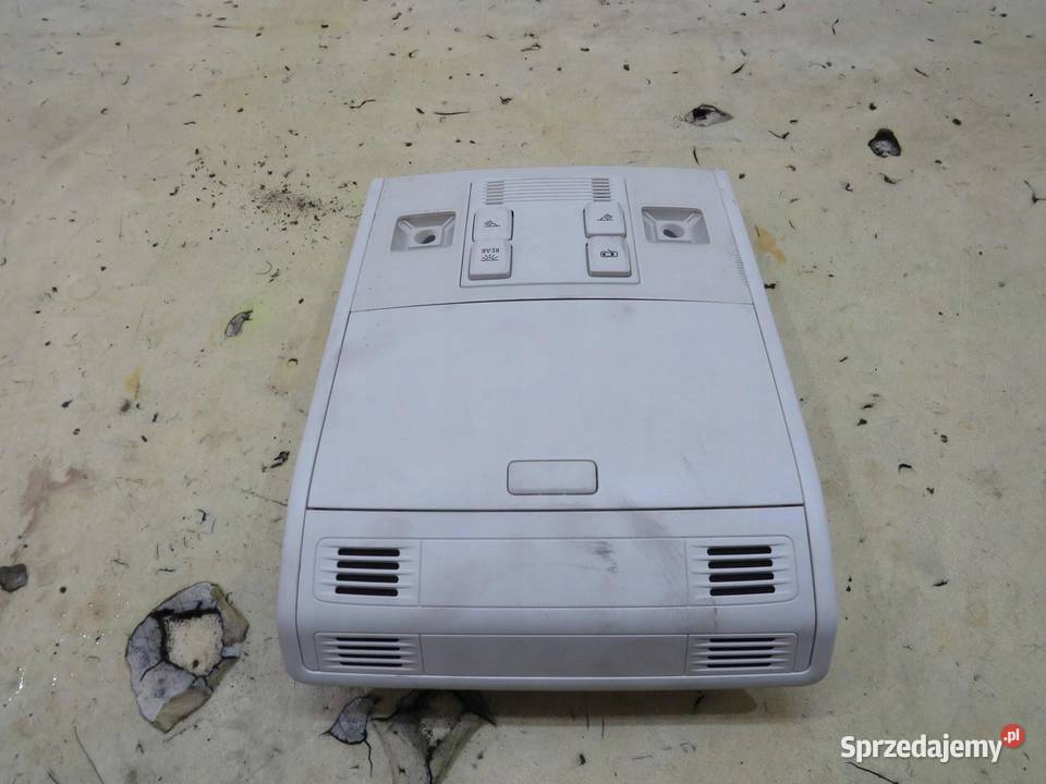 LAMPKA OŚWIETLENIE KABINY PASSAT B8 5Q0951172 sprzedam