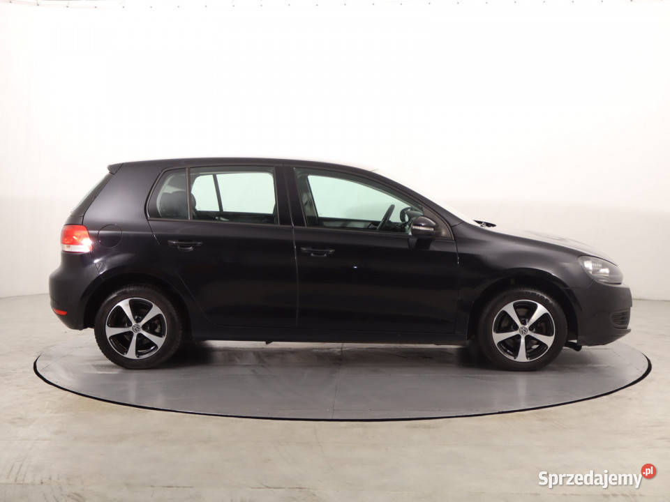 VW Golf 14 16V Rok produkcji 2009