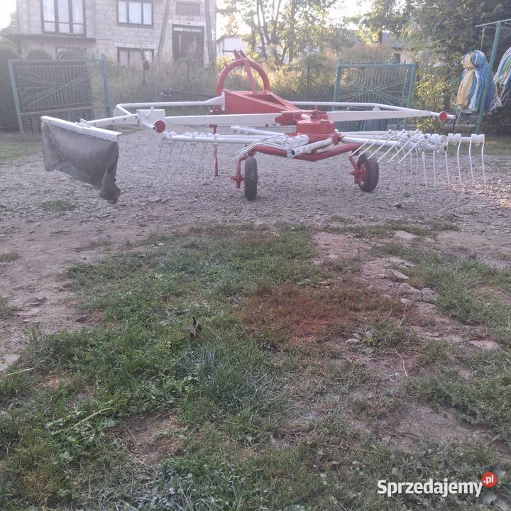 Zgrabiarka karuzelowa kuhn GA 300 GM2 podkarpackie Teodorówka