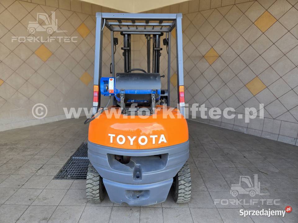 Wózek Widłowy TOYOTA 6FG25 Przesuw TOYOTA 6FGF25 regulowane widły Lędziny