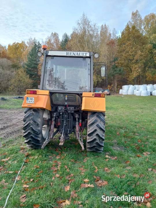 Ciągnik rolniczy Renault 8014 Tur Zakrzewska Osada