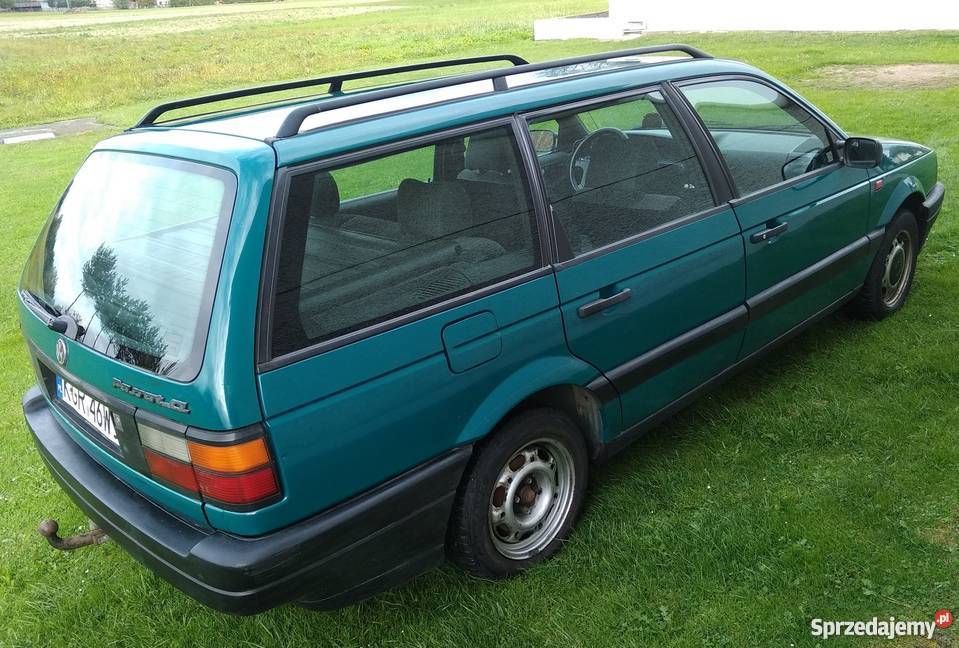Volkswagen Passat B3 19 TD stan długie opłaty Rok produkcji 1993 Gorlice