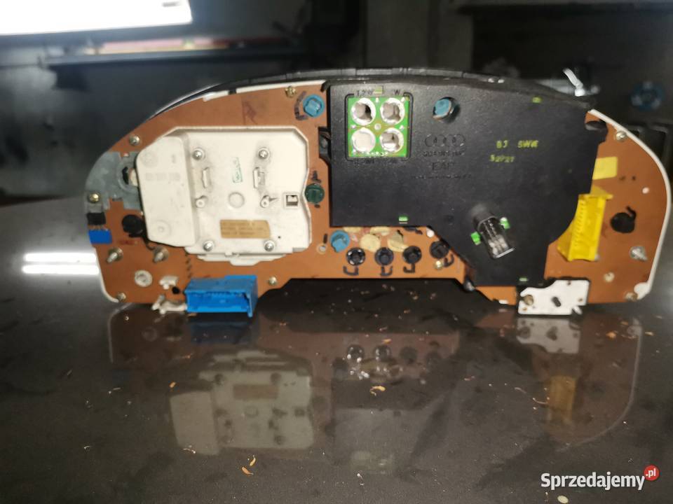 Licznik VDO Audi 80 Cabrio